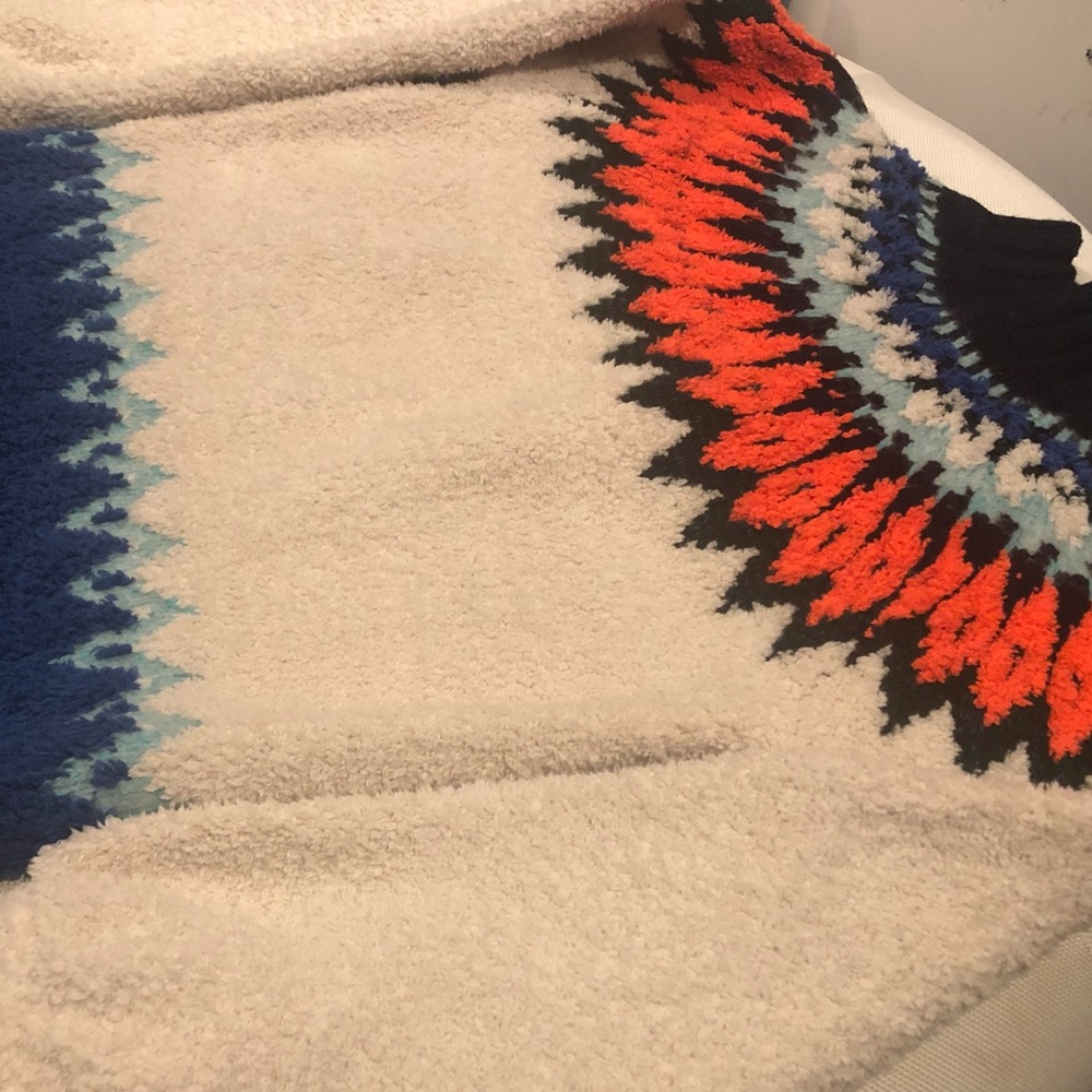 Gorgeous Selene Fleece Sweater